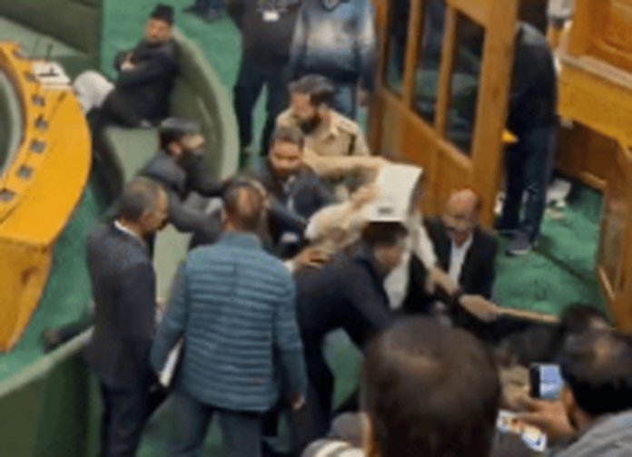 भाजपा-नेशनल कांफ्रेंस के विधायकों के बीच झड़प, मार्शलों ने विरोध कर रहे विधायकों को सदन से बाहर निकाला