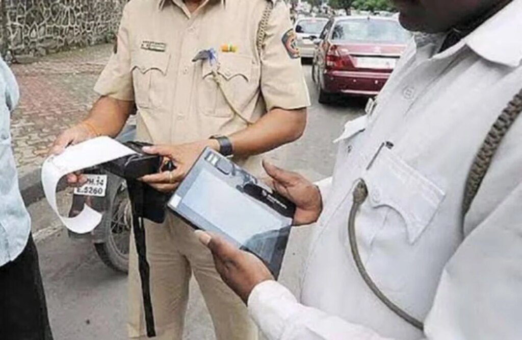 रेवाड़ी में ट्रैफिक नियमों का उल्लंघन करने पर गिरी गाज, पुलिस ने 876 वाहन चालकों के काटे चालान