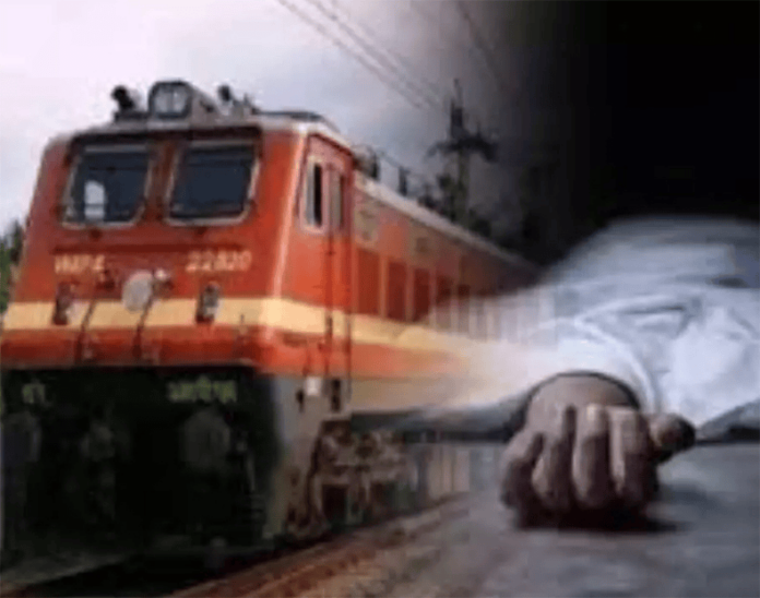 मिर्जापुर जिले में 8 श्रद्धालुओं की ट्रेन से कटकर मौत