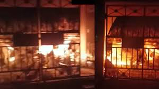 मेरठ में तीन मंजिला घर में लगी आग, 6 की मौत