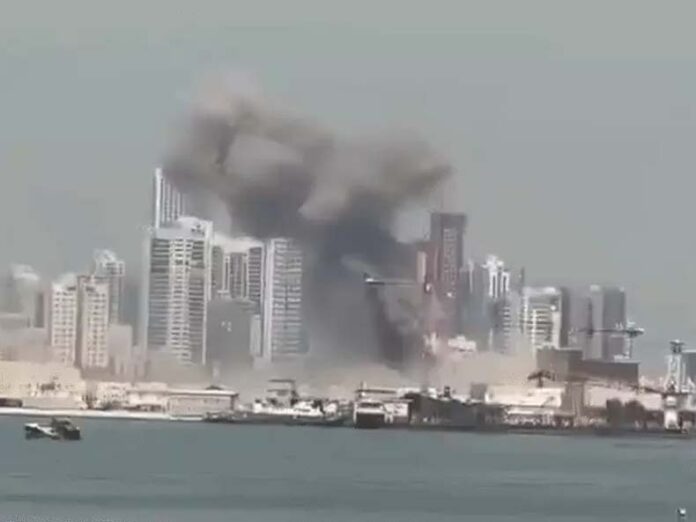 ईरानी रक्षामंत्री के मारे जाने की खबर, 85 स्कूली छात्राओं की भी मौत