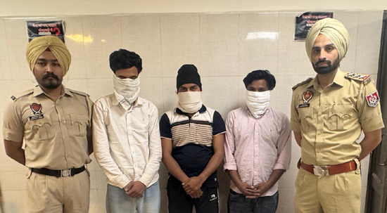 म्यूल अकाउंट गिरोह के तीन सदस्य गिरफ्तार