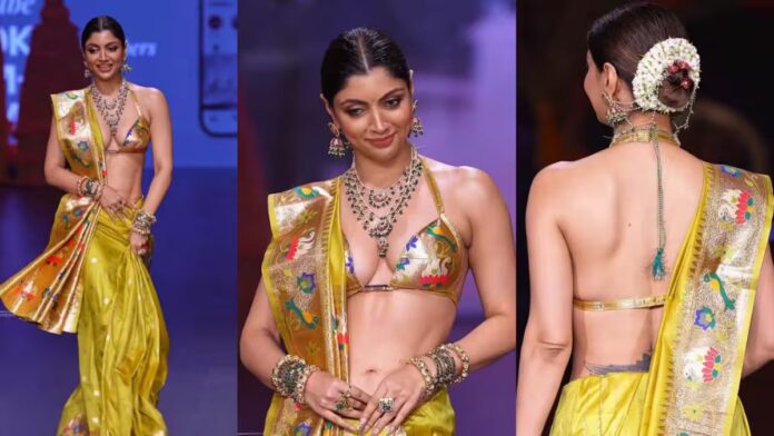 पैठणी साड़ी में बिकिनी ब्लाउज पहनकर छाईं आकांक्षा पुरी, ट्रोल्स को दिया करारा जवाब