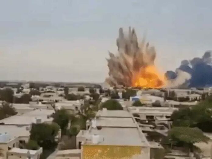 ट्रम्प की धमकी- ईरान में आज रात पूरी सभ्यता खत्म होगी, जो कभी नहीं लौटेगी, ईरान बोला- ऐसा जवाब देंगे, जिसे भूल नहीं पाओगे