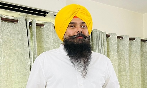 श्री अकाल तख्त साहिब के फैसलों पर सवाल उठाना सुखबीर बादल की हताशा का प्रतीक: मालविंदर सिंह कंग