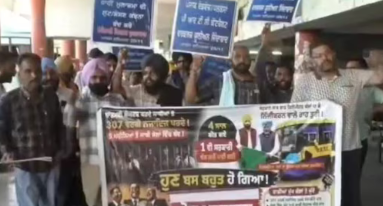 PUNBUS, PRTC और रोडवेज कर्मचारियों ने विरोध प्रदर्शन