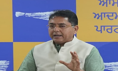 मंत्री अमन अरोड़ा बोले- भाजपा नेता खुद को संविधान और कानून से ऊपर समझते हैं