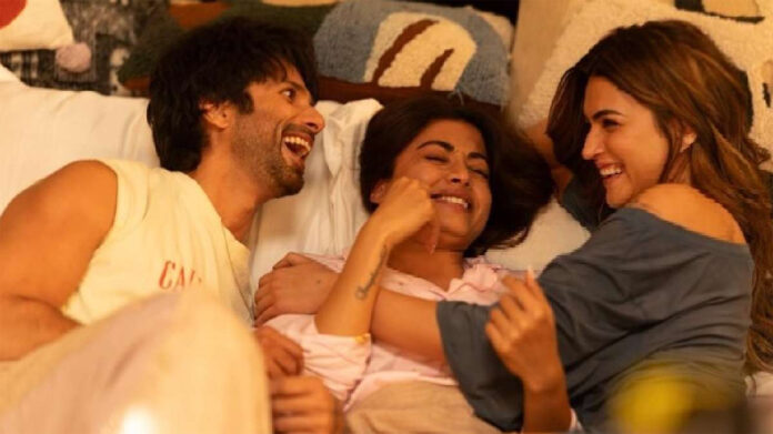 कृति सेनन ने शेयर की कॉकटेल 2 के सेट से BTS फोटोज