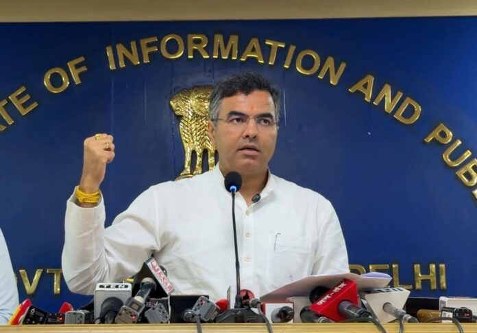 दिल्ली में दशकों का सबसे बड़ा जल वितरण सुधार अभियान शुरू, सभी क्षेत्रों को मिलेगा समान पानी