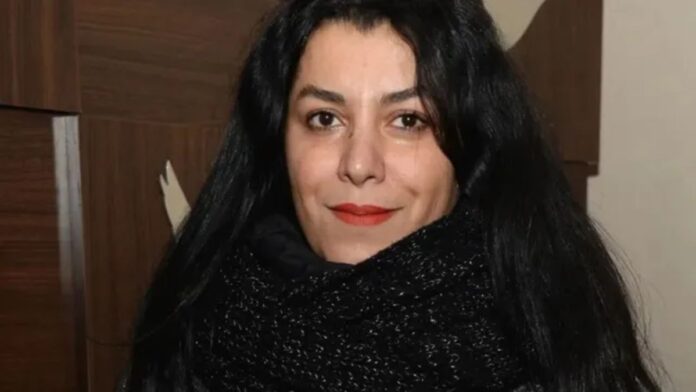 दुनिया को ईरान की कहानी सुनाने वाली मरजाने सत्रापी नहीं रहीं, 56 की उम्र में ली अंतिम सांस