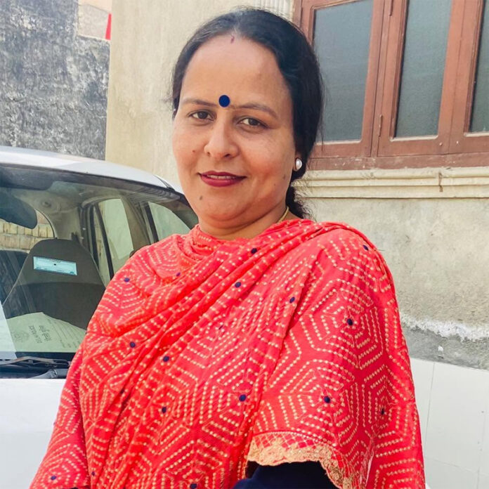 कॉकरोच पार्टी के प्रदर्शन में जाने वाली रोहतक की गेस्ट टीचर सुलेखा दलाल बहाल