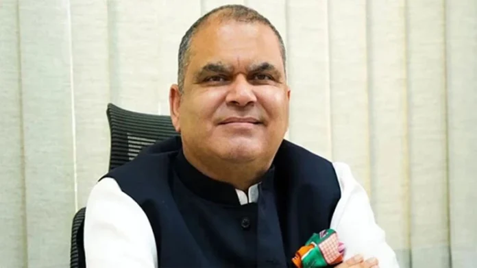 आप नेता संजीव अरोड़ा मामले में दिल्ली-नोएडा समेत चार राज्यों में छापे