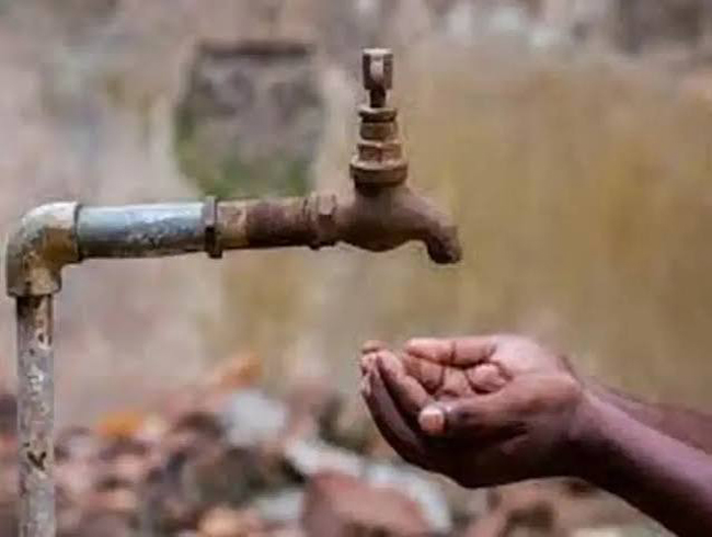 दिल्ली के इन एरिया में संभलकर करें पानी का उपयोग