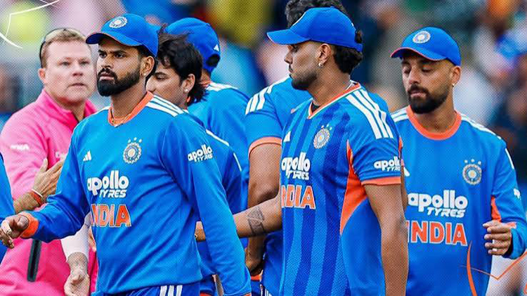 11.4 ओवर ही खेल सकी सितारों से सजी टीम इंडिया