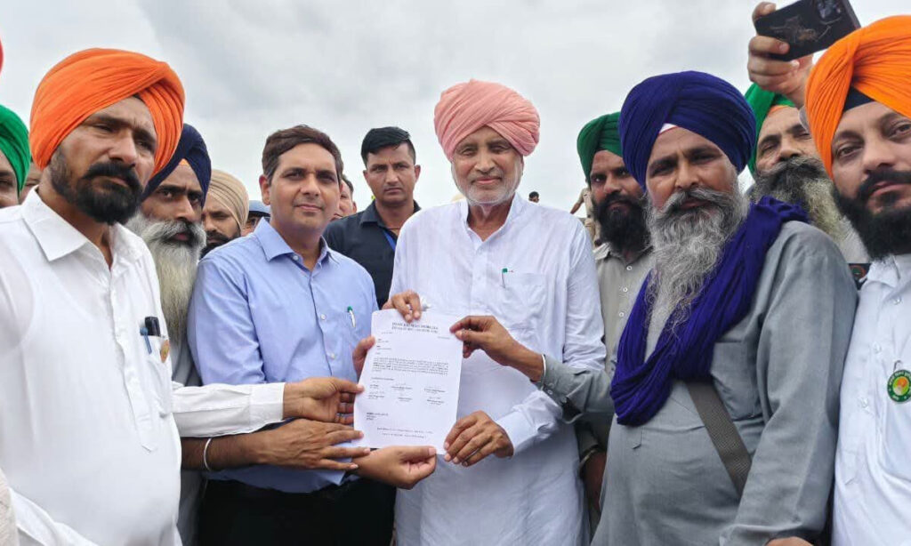 दो मांगों पर बनी सहमति, किसानों का दिल्ली कूच स्थगित