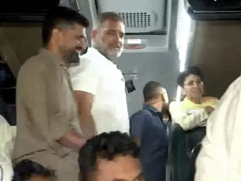 राहुल-प्रियंका सहित सभी विपक्षी सांसद गांधी स्मृति पहुंचे, सलमान की सोनम से भूख हड़ताल खत्म करने की अपील