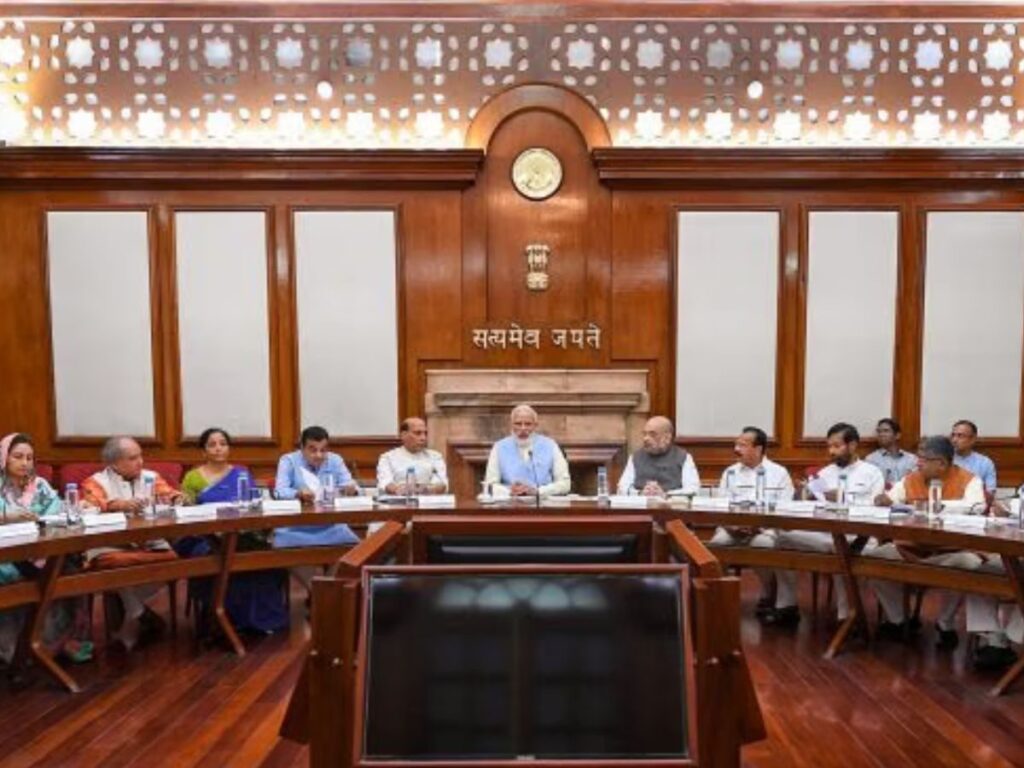 ₹62,500 करोड़ की मोबाइल मैन्युफैक्चरिंग स्कीम को मिली मंजूरी, मेक इन इंडिया को बढ़ावा