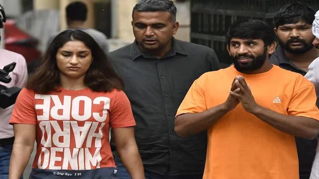 ‘हाईकोर्ट जाएंगे’, महिला पहलवानों के यौन शोषण में बृजभूषण बरी, बजरंग पुनिया की पहली प्रतिक्रिया, कहां हैं विनेश फोगाट?