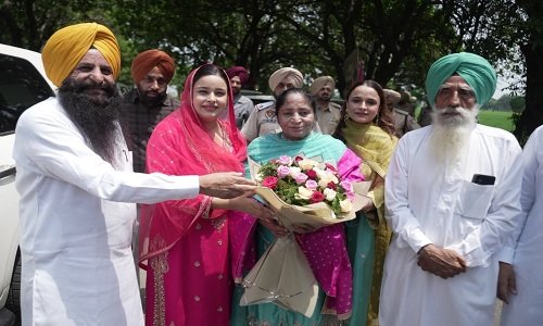तीज के रंग में गूंजी अमरगढ़ की महिलाओं की आवाज