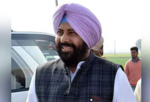 बीजेपी सरकारी कर्मचारियों के साथ चट्टान की तरह खड़ी…