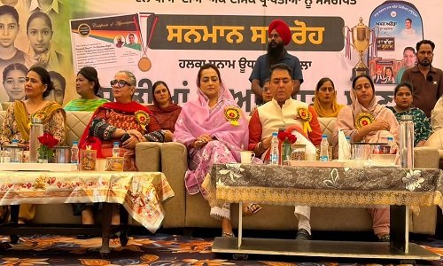 पंजाब में मंत्री अमन अरोड़ा की अहम पहल; सरकारी स्कूलों के 19,886 विद्यार्थियों को स्कूल बैग देने की शुरुआत