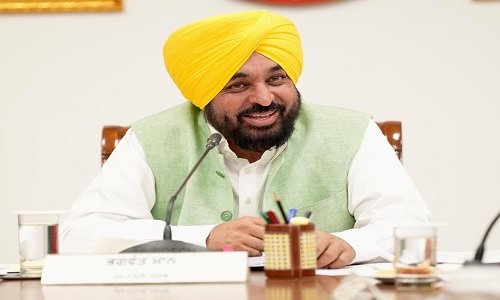 Punjab News: : CM मान का बहनों को रक्षाबंधन का तोहफ़ा: 5.30 लाख…