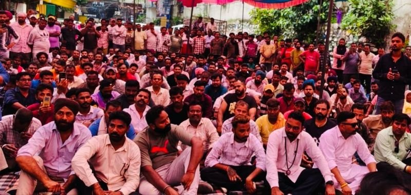 सरकार और कॉर्पोरेशन प्रशासन ने सफाई कर्मचारियों की…