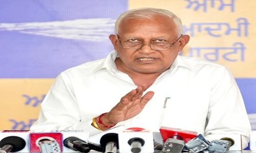 मंत्री बरिंदर गोयल ने राहुल गांधी पर साधा निशाना, बोले- ‘पंजाब की संस्कृति लाशों पर राजनीति की इजाजत नहीं देती’