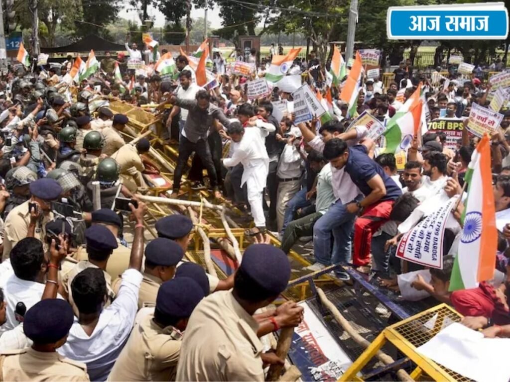 Bihar Protest: दारोगा भर्ती में गड़बड़ी को लेकर पटना में छात्रों का बवाल, पुलिस बैरिकेडिंग तोड़ी, CM आवास घेरने की कोशिश | National