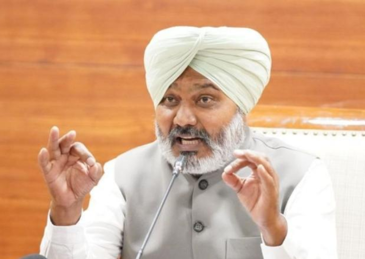 पंजाब टैक्स डिपार्टमेंट की बड़ी कार्रवाई, 170 गाड़ियां ज़ब्त…