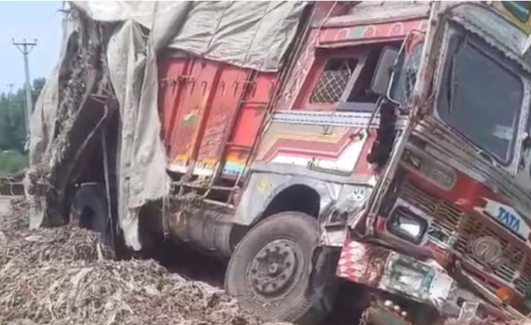 ज़ीरकपुर के PR-7 रोड पर चार ट्रकों की ज़बरदस्त टक्कर…