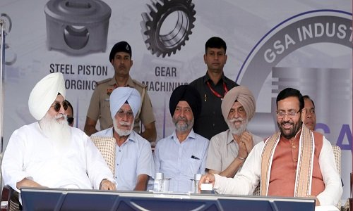 CM सैनी का पंजाब और हरियाणा के उद्योगपतियों से आह्वान : आप कौशल