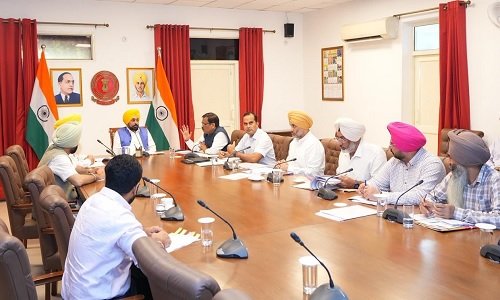 पराली जलाने पर रोक के लिए CM मान का बड़ा प्लान, किसानों को