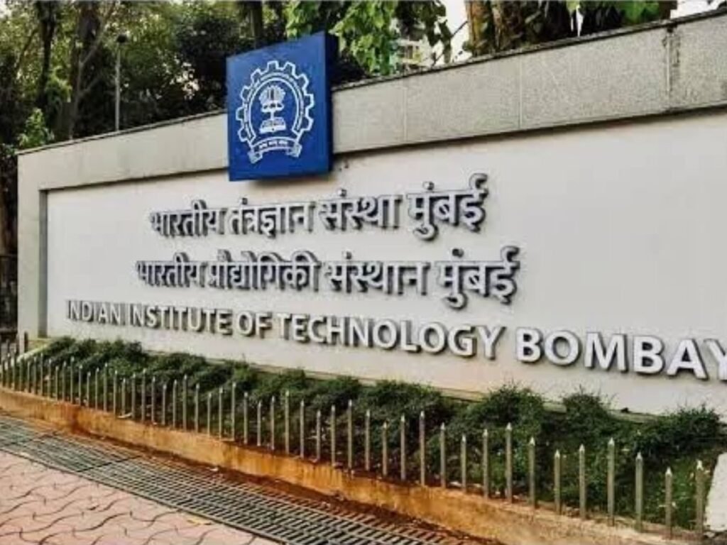 IIT बॉम्बे में ChatGPT से चीटिंग करते पकड़े गए छात्र ने की खुदकुशी, कॉलेज में प्रदर्शन