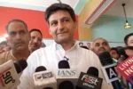फरीदाबाद के वल्लभगढ़ में पूर्व सरपंच के घर डेढ़ करोड़ की चोरी, परिवार को कमरों में बंद कर फरार हुआ चोर