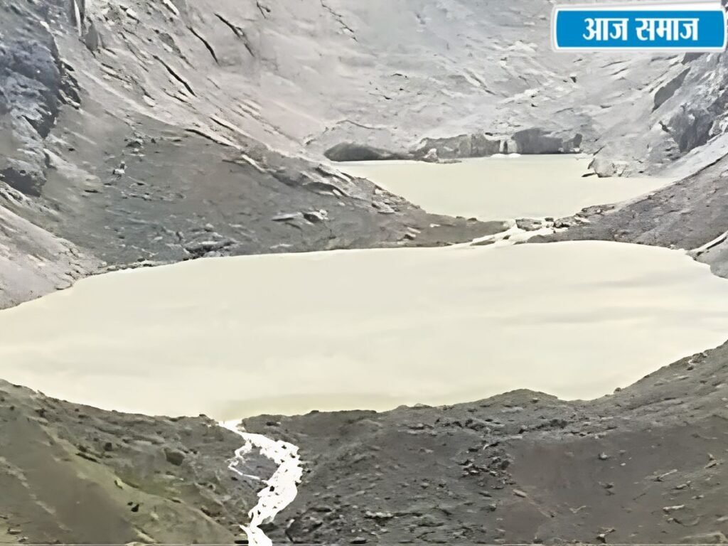 Bhutan Lake Burst: भूटान में ग्लेशियर झील फटने से भारत में बाढ़ का खतरा, बंगाल और असम में हाई अलर्ट | National
