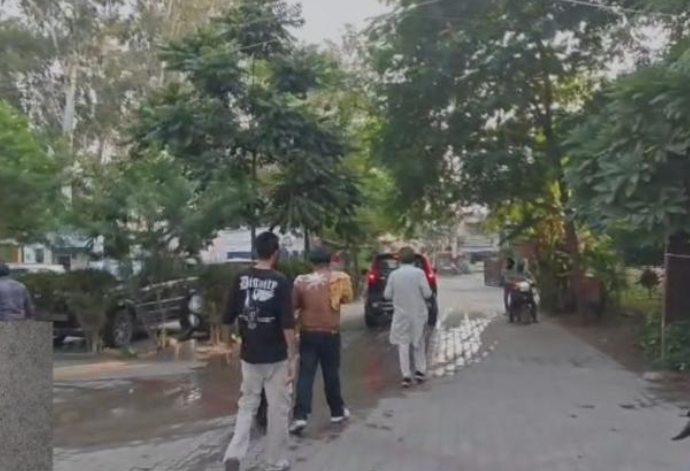 खरड़ सिविल अस्पताल में गलती से चली गोली, मरीज़ों में…