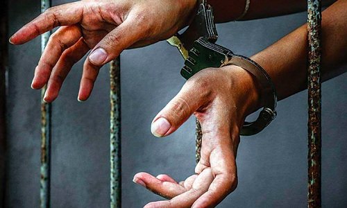 ISI के लिए जासूसी करने और जानकारी लीक करने के आरोप में…