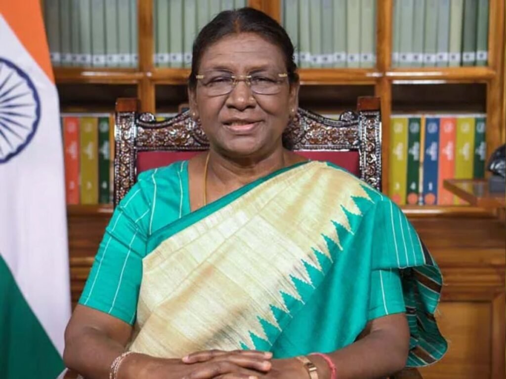 दुर्गा पूजा पर राष्ट्रपति द्रौपदी मुर्मू का संदेश, महिलाओं का सम्मान ही मां दुर्गा की सच्ची भक्ति