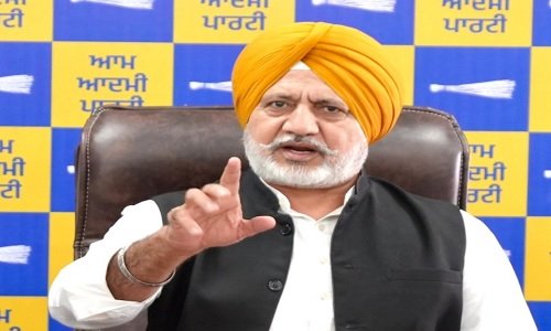 AAP नेता बलतेज पन्नू बोले- बादलों की ‘पंजाब बचाओ’ मुहिम पंजाबियों को गुमराह करने की एक और कोशिश