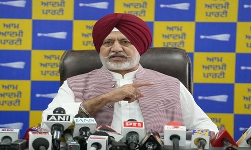 AAP नेता बलतेज पन्नू बोले- पंजाब में ड्रग्स की समस्या पर राजनीति करने से पहले भाजपा सत्ता में अपने 10 का हिसाब दे
